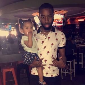 Meet your Posher, Dougiee